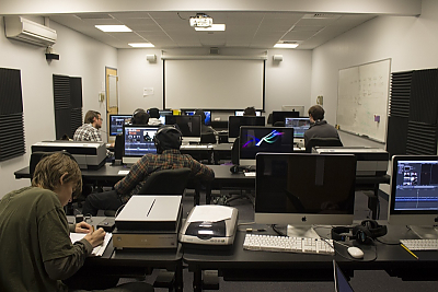 Art students in computer lab